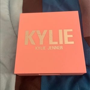 Kylie Cosmetics Bronzer / Tanned and Gorgeous